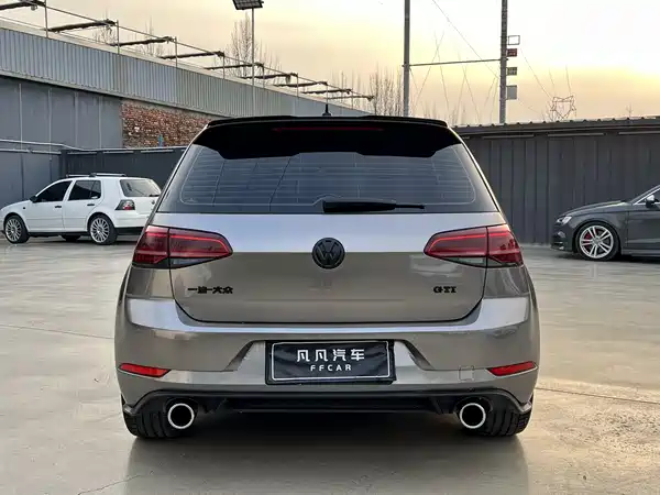 Volkswagen Golf GTI 2019