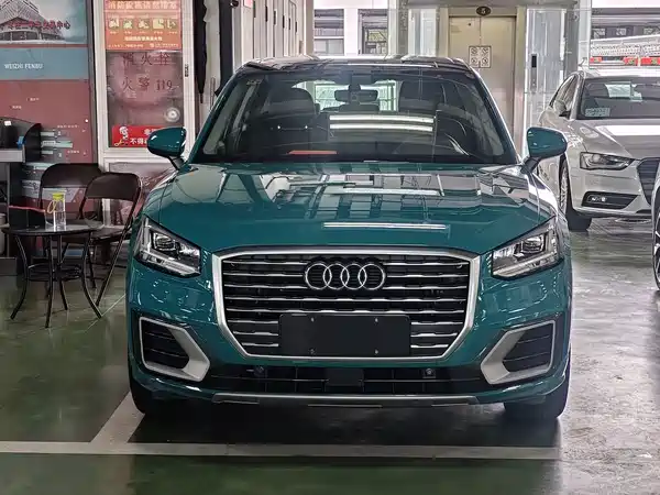 Audi Q2L 2018