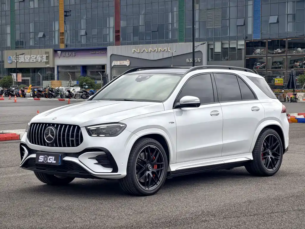 Mercedes-Benz GLE AMG 2024 — фото 1