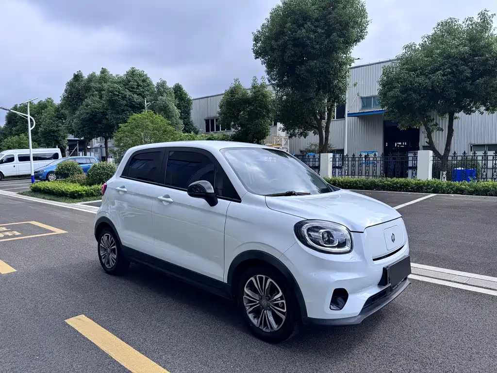 Leapmotor T03 2021
