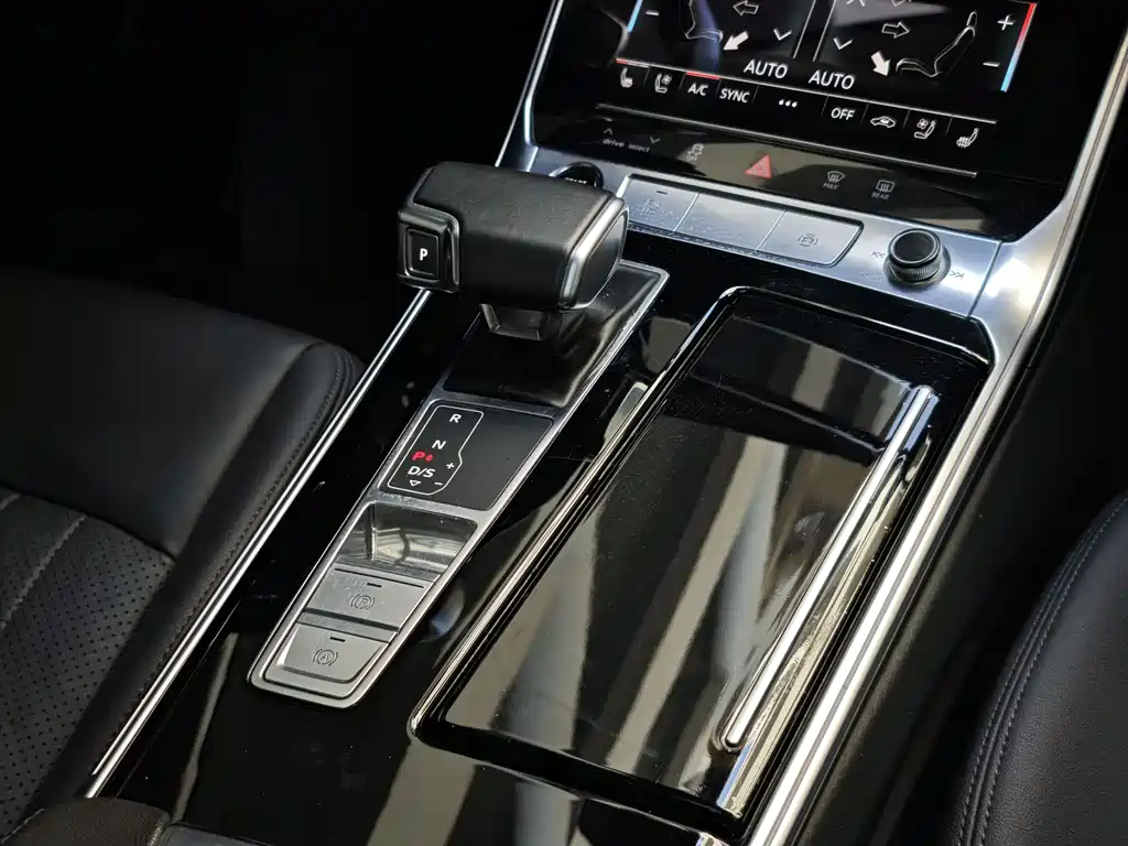 Audi A6 2021 — фото 13