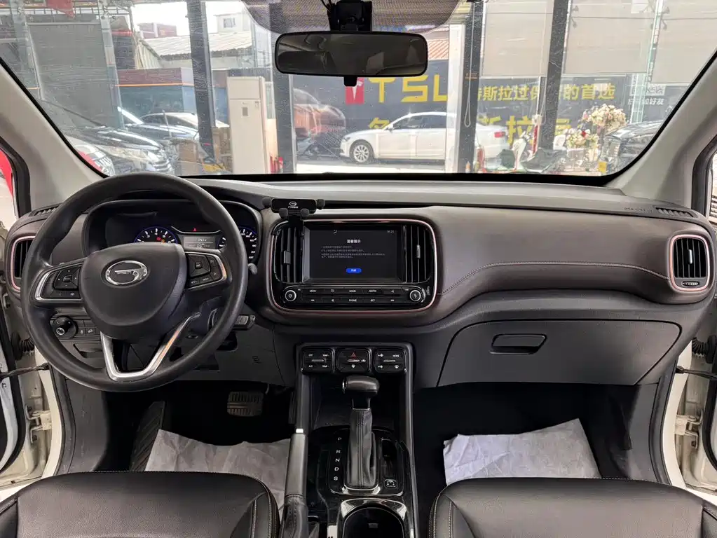 GAC Motor Trumpchi GS3 2018 — фото 13