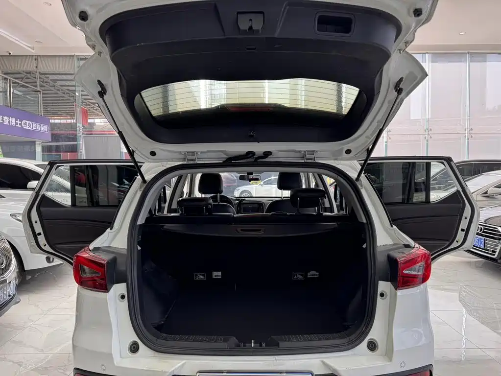 GAC Motor Trumpchi GS3 2018 — фото 17