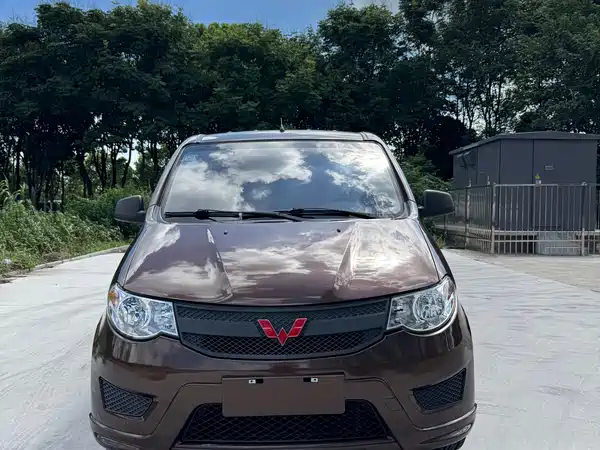 Wuling Hongguang 2018