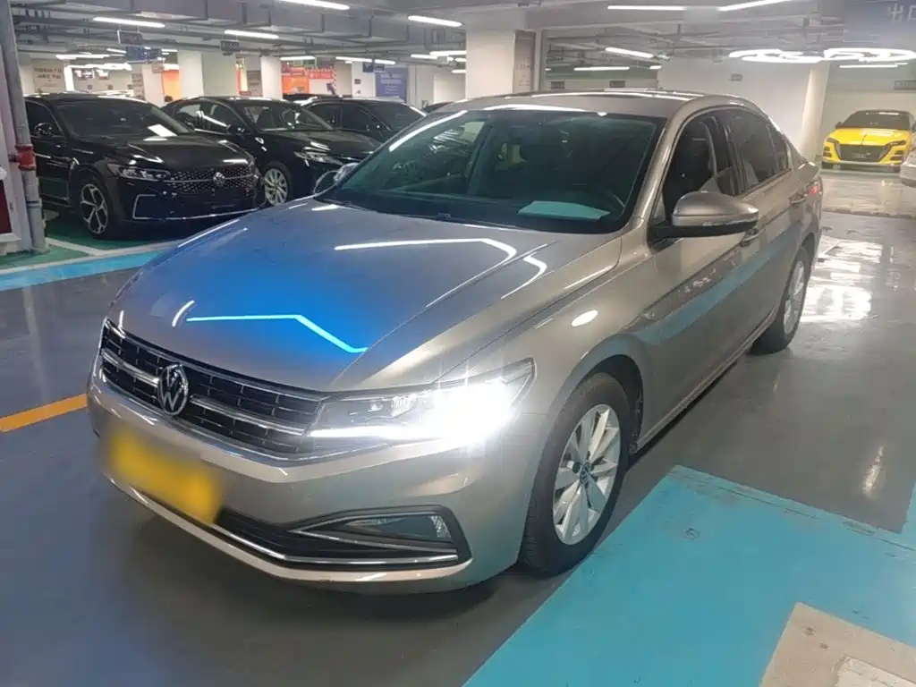Volkswagen Bora 2021