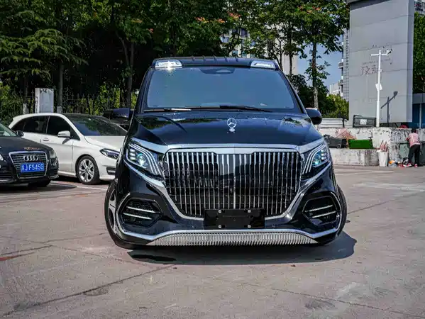 Mercedes-Benz Vito 2024
