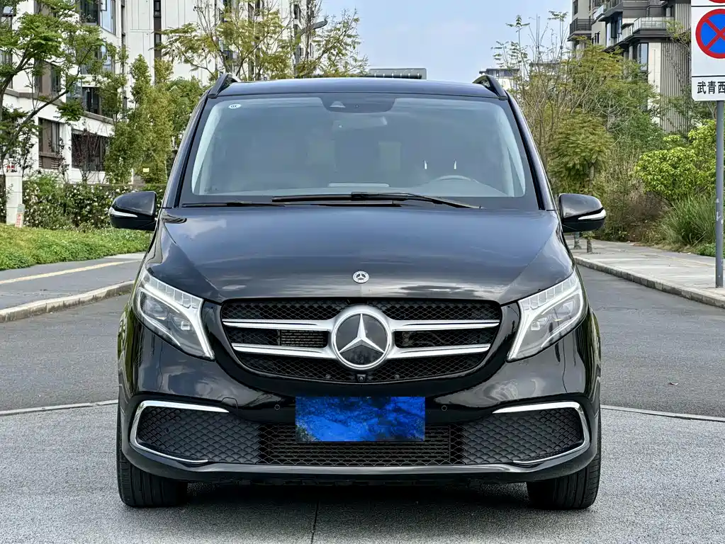 Mercedes-Benz V-Class 2021 — фото 2
