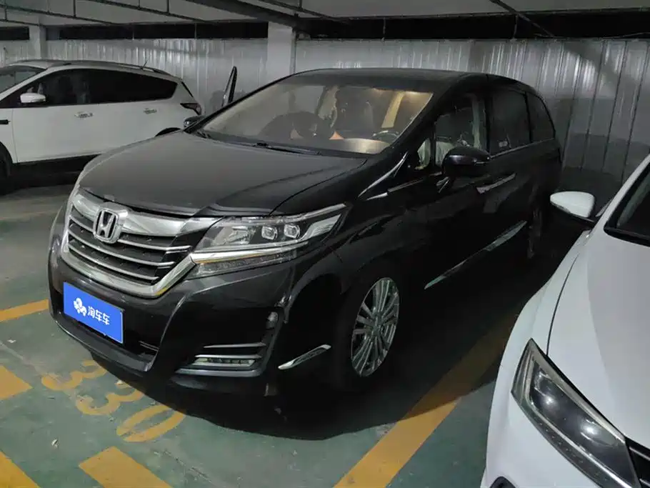 Honda Elysion 2019 — фото 1