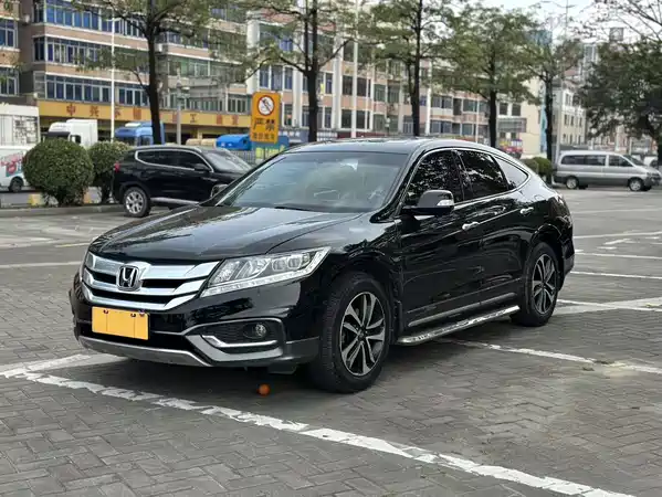 Honda Crosstour 2016