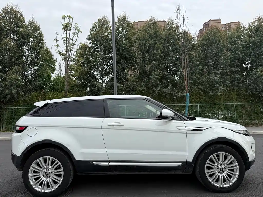 Land Rover Evoque 2013 — фото 23