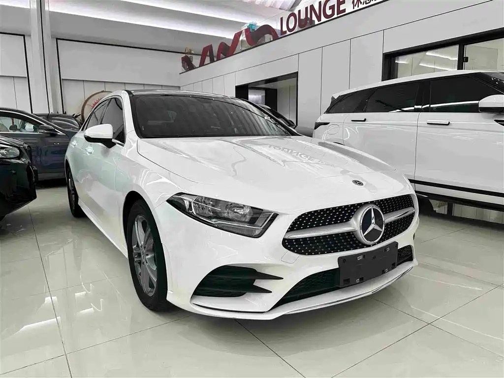 Mercedes-Benz A-Class 2021 — фото 3