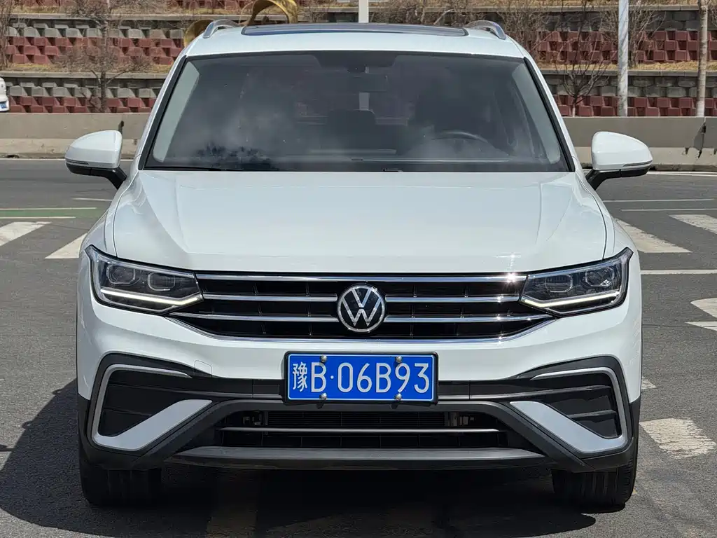 Volkswagen Tiguan L 2022 — фото 3
