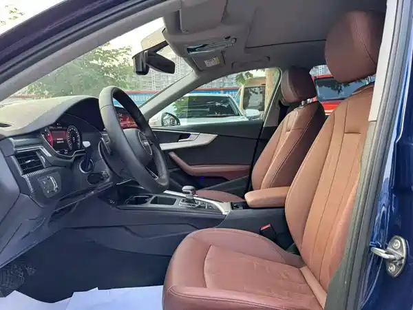 Audi A4 2021