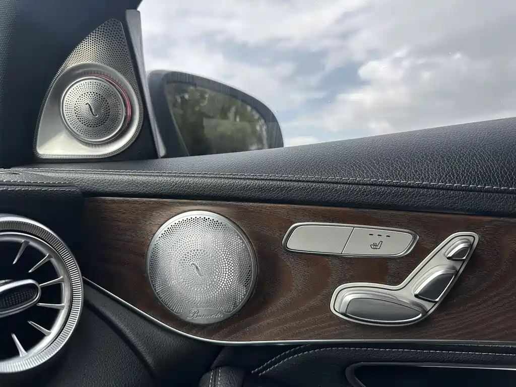 Mercedes-Benz GLC 2019 — фото 15