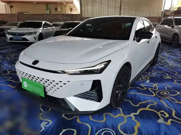 Changan UNI-V 2025