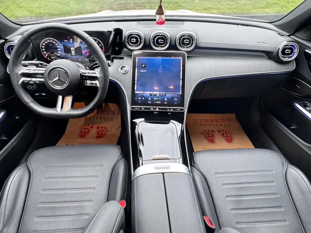 Mercedes-Benz C-Class 2022