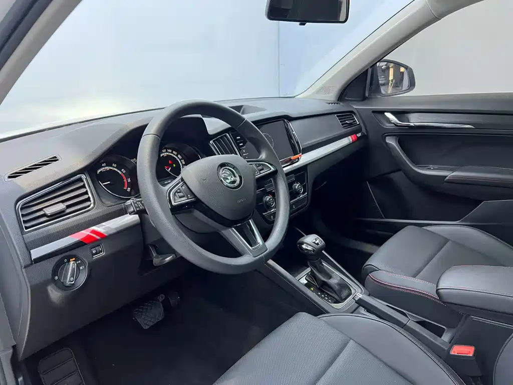 Skoda Kamiq 2021 — фото 10