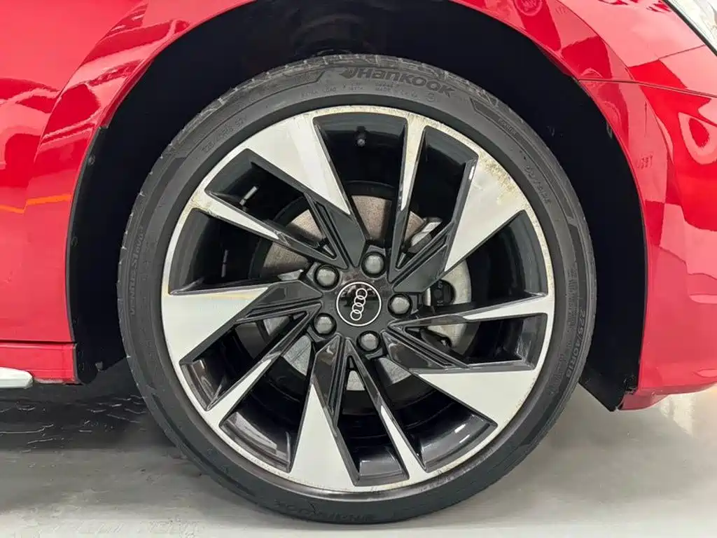 Audi A3 2023 — фото 18