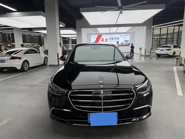 Mercedes-Benz S-Class 2021