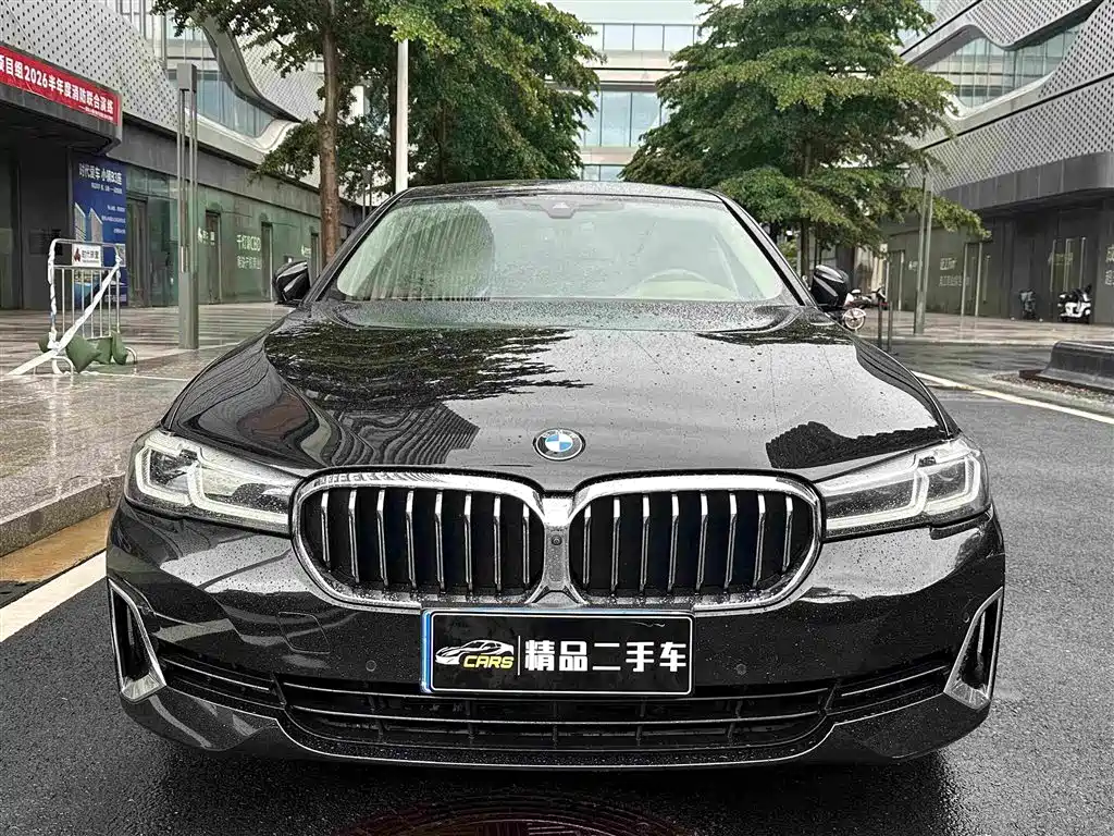 BMW 5 Series 2021 — фото 2
