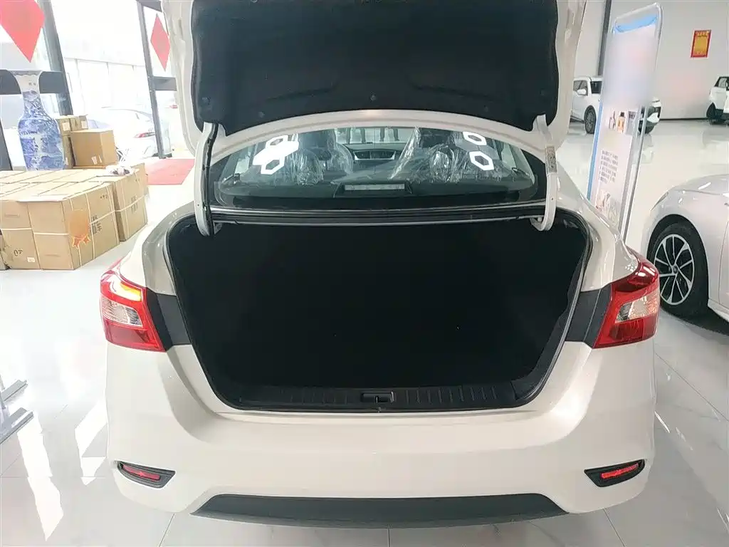 Nissan Sylphy 2025 — фото 15