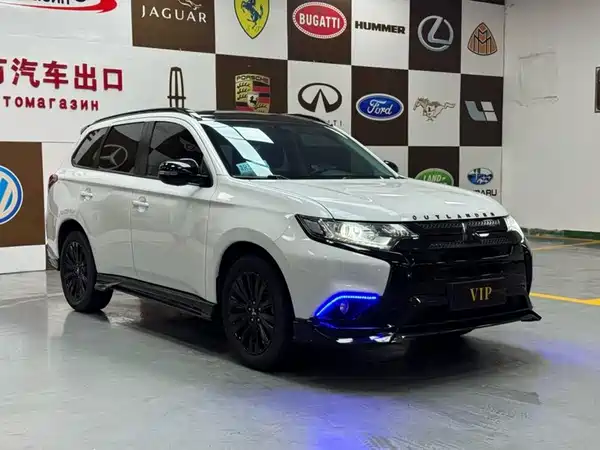 Mitsubishi Outlander 2022