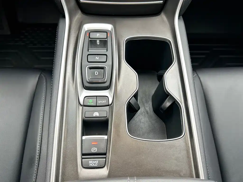 Honda Accord 2023 — фото 18
