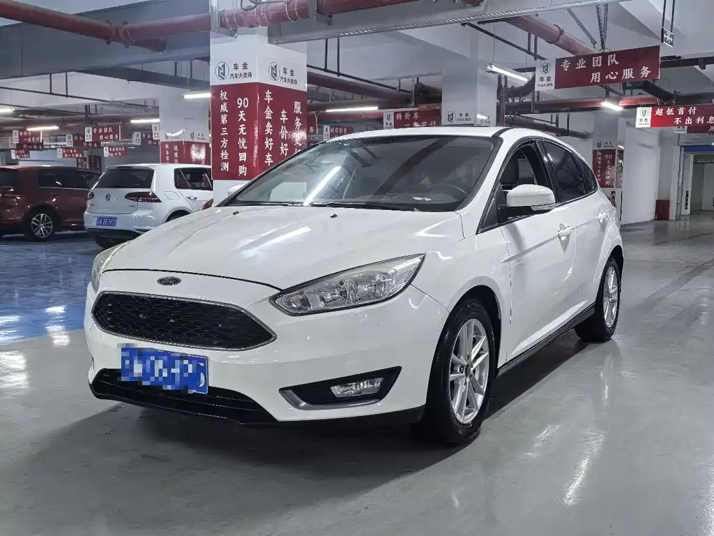 Ford Focus 2016 — фото 1