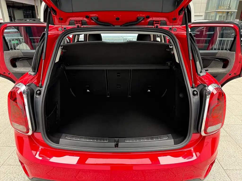 MINI Countryman 2019 — фото 17