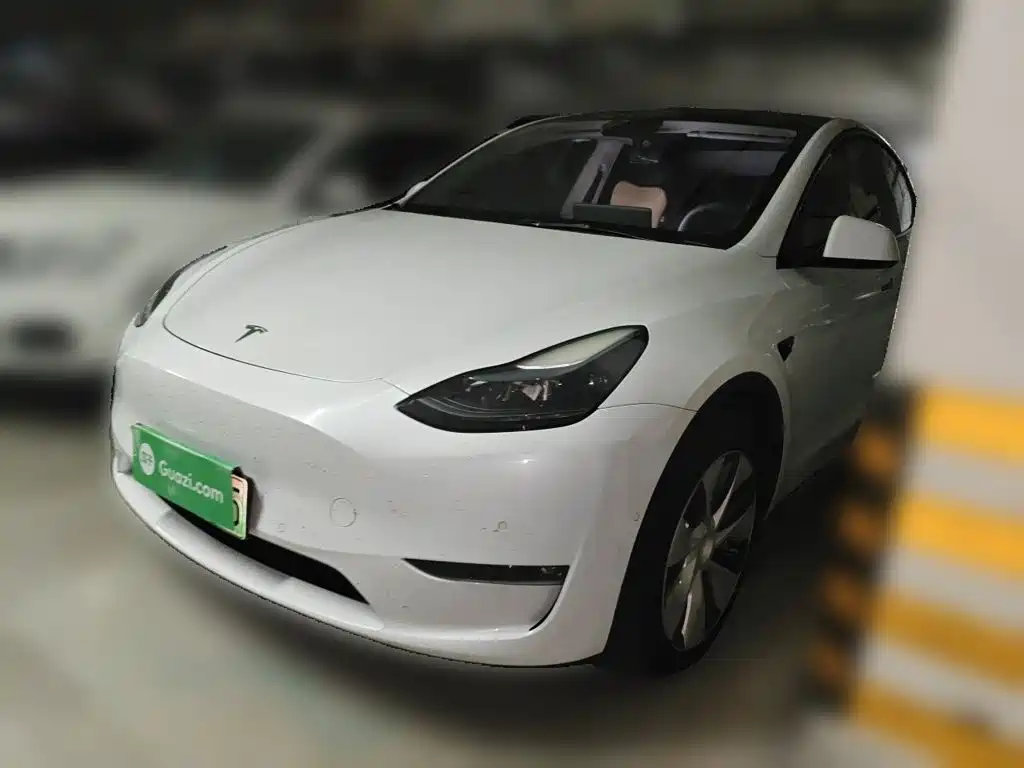 Tesla Model Y 2022 — фото 1