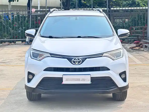 Toyota RAV4 2017