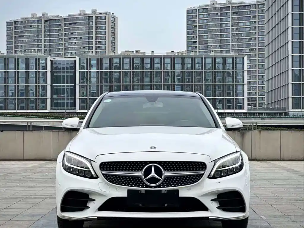 Mercedes-Benz C-Class 2019 — фото 2