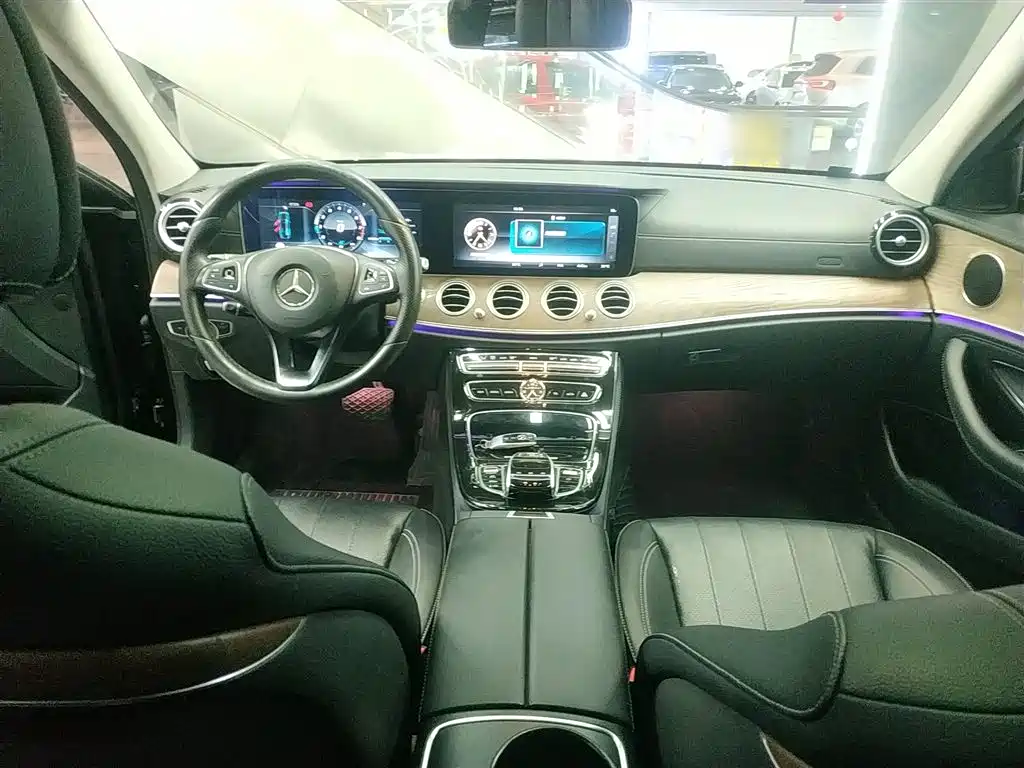 Mercedes-Benz E-Class 2017 — фото 10