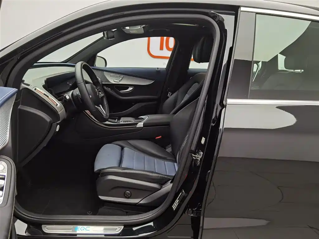 Mercedes-Benz EQC 2022 — фото 10