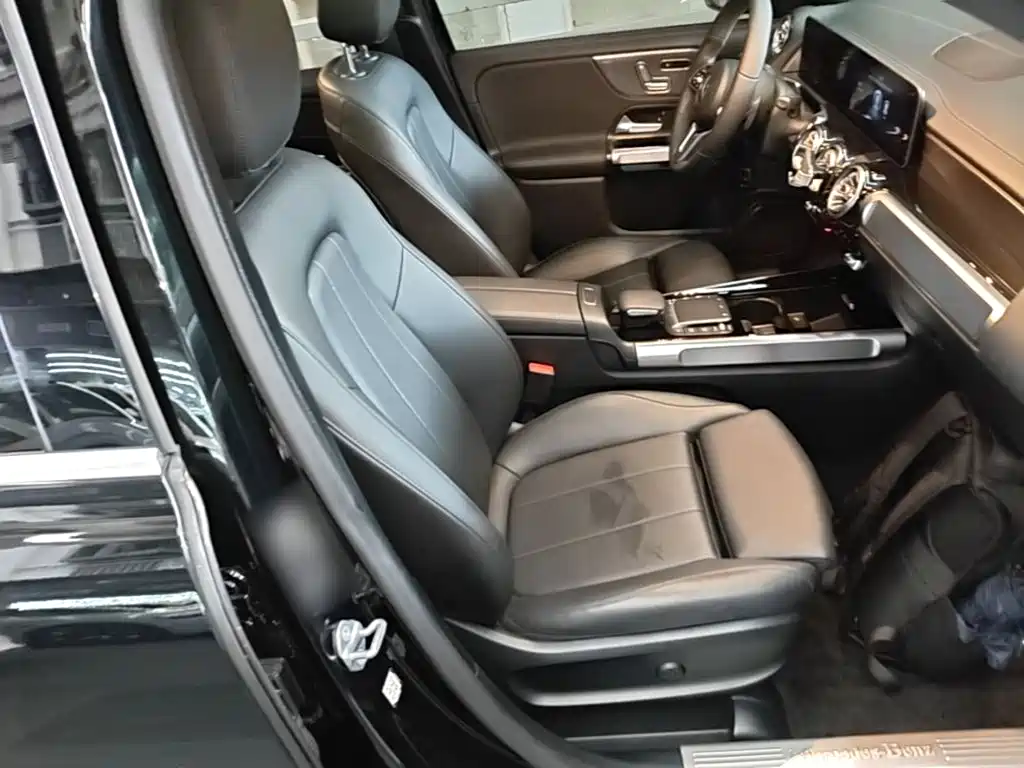 Mercedes-Benz GLB 2020 — фото 25