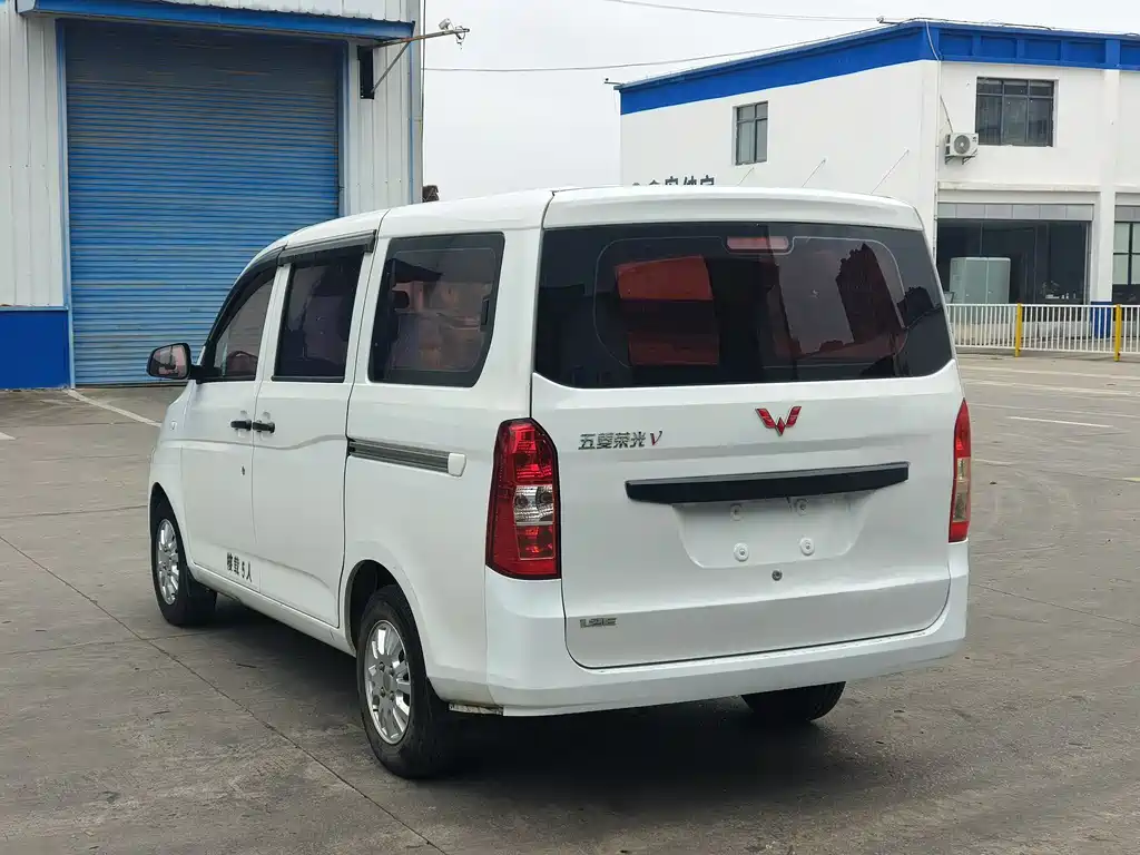 Wuling Rongguang V 2018 — фото 6