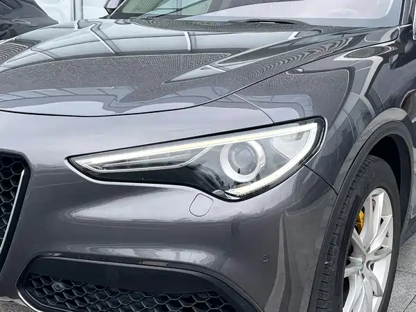 Alfa Romeo Stelvio 2018