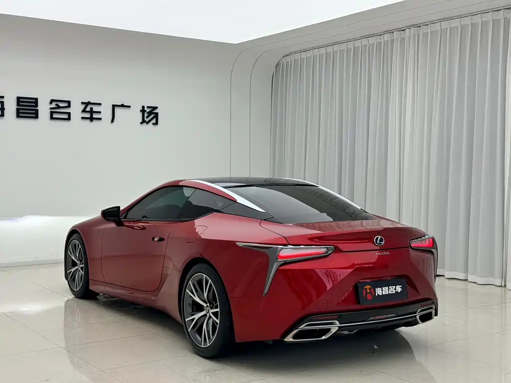 Lexus LC 2019 — фото 7