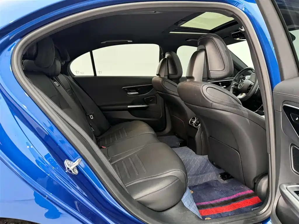 Mercedes-Benz C-Class 2022 — фото 20