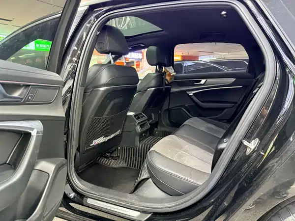 Audi A6L 2021