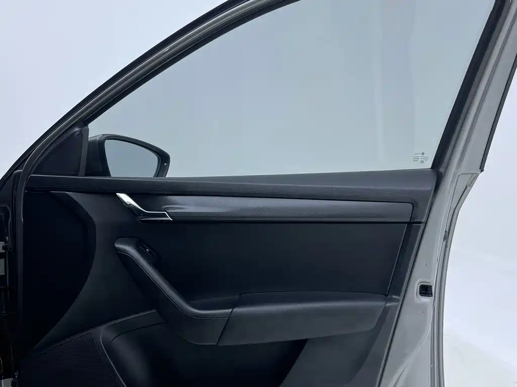 Skoda Octavia 2022 — фото 24