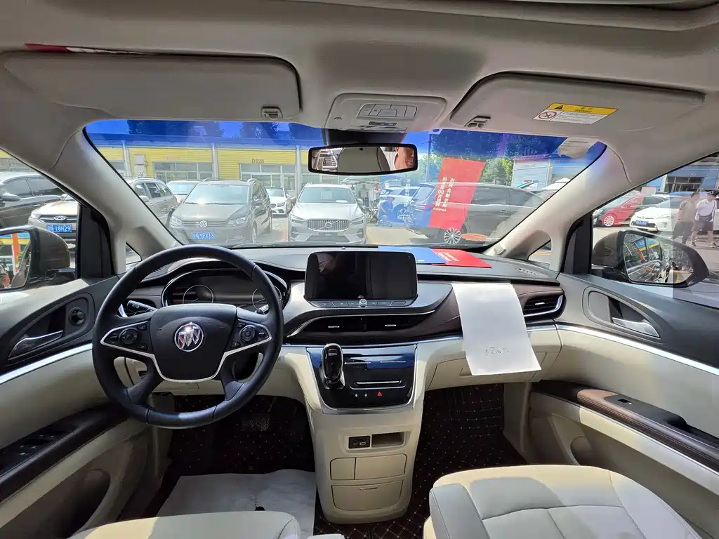 Buick GL8 2020 — фото 8