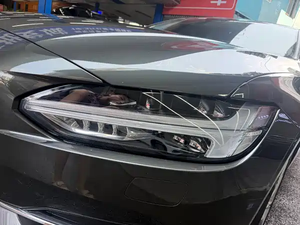 Volvo S90 2020