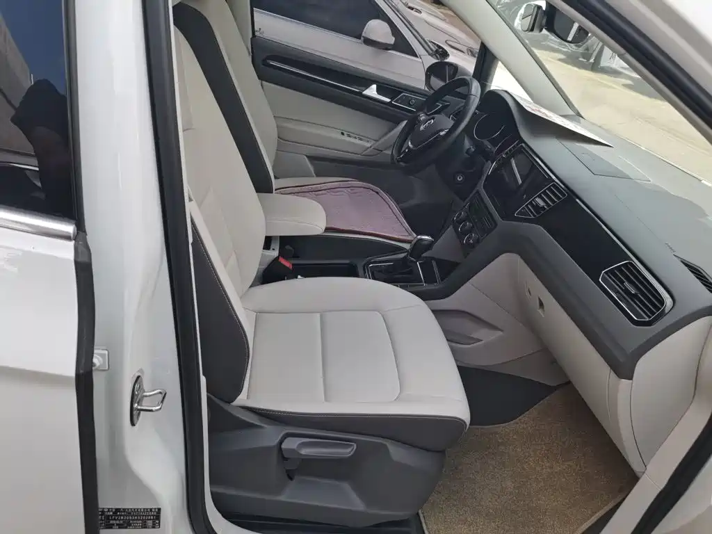 Volkswagen Golf Jialu 2019 — фото 17