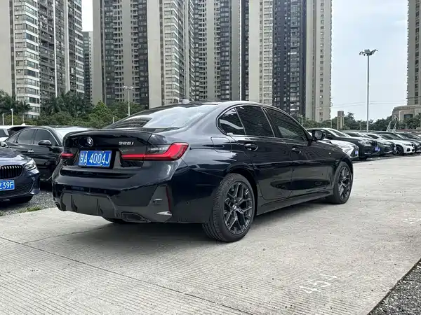 BMW 3 Series 2025