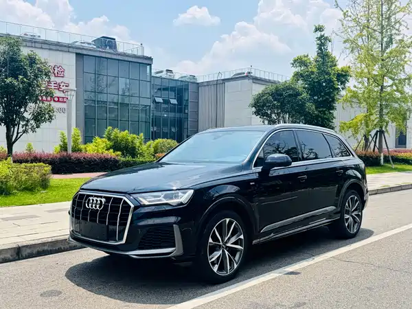 Audi Q7 2023