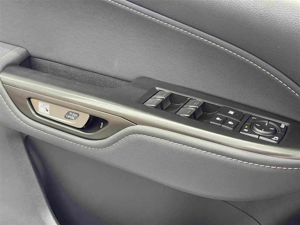 Lexus NX 2023 — фото 13