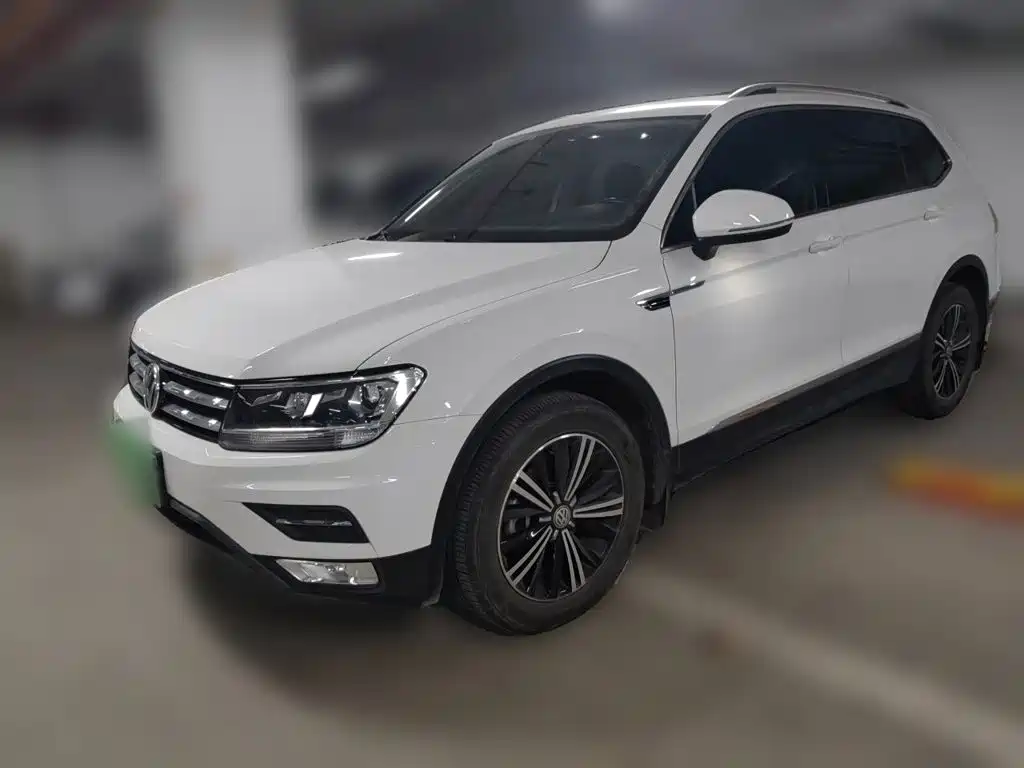 Volkswagen Tiguan L 2020 — фото 2