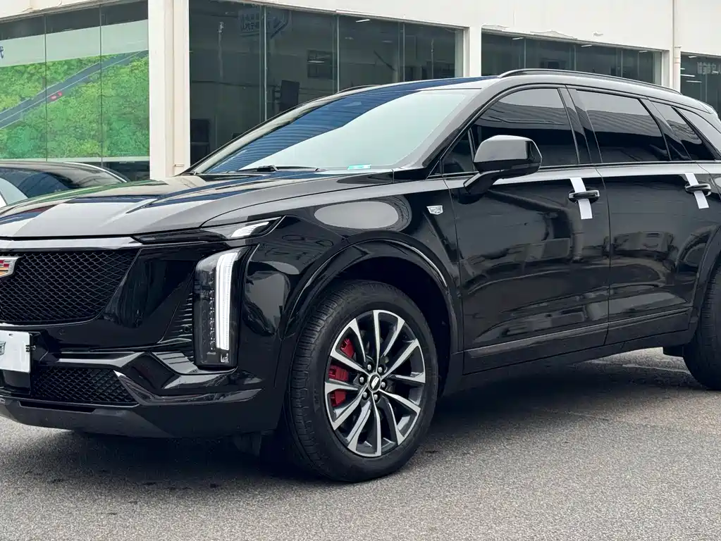 Cadillac XT5 2025 — фото 1