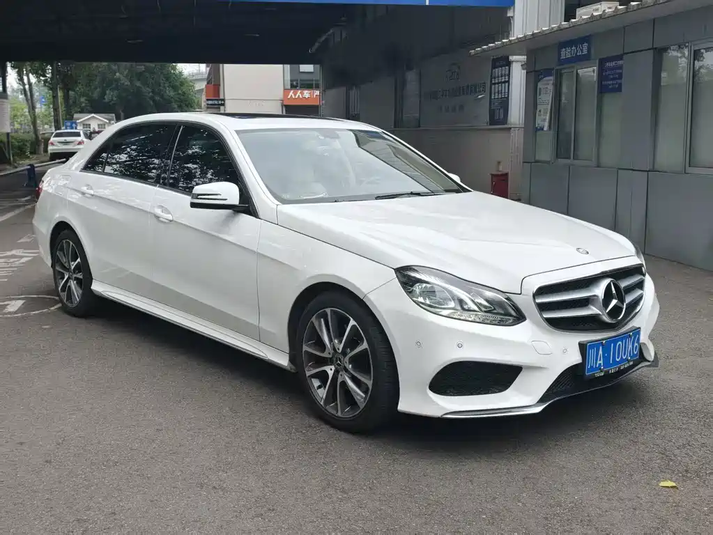 Mercedes-Benz E-Class 2015 — фото 3